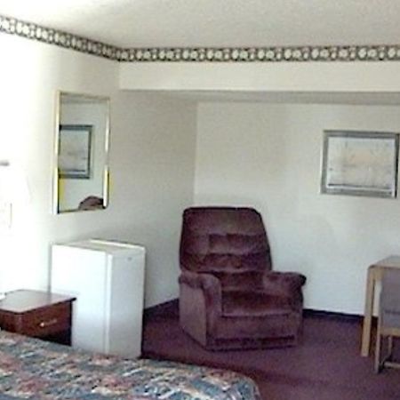 Economy Lodge And Suites Λίνκολν Δωμάτιο φωτογραφία